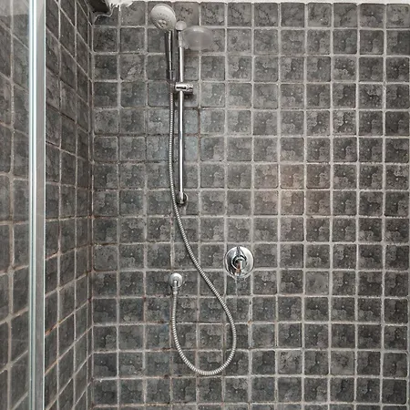 Lusso, Doppio A 50 Passi Dal Duomo Genua